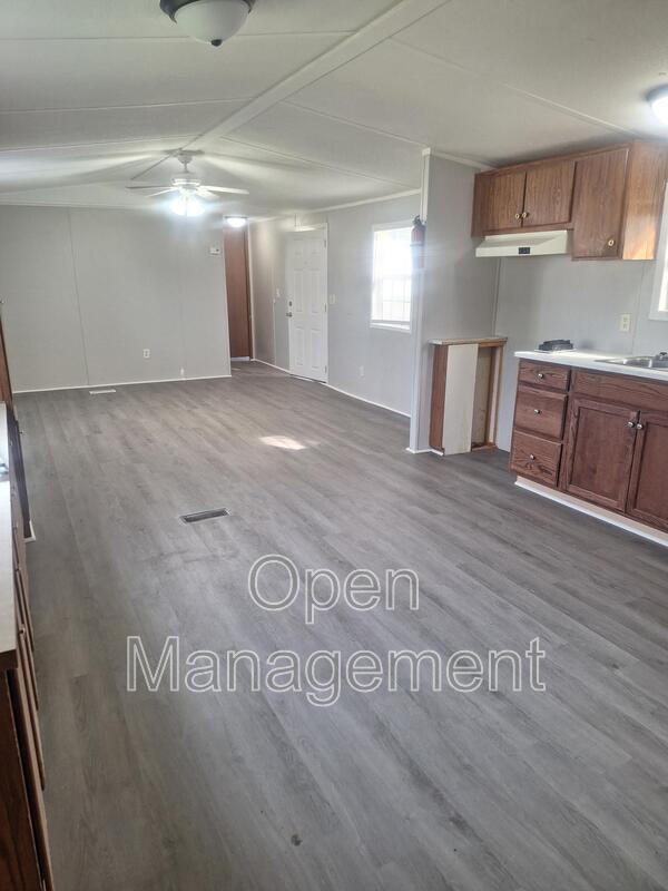 Building Photo - 301 Mantle Ave