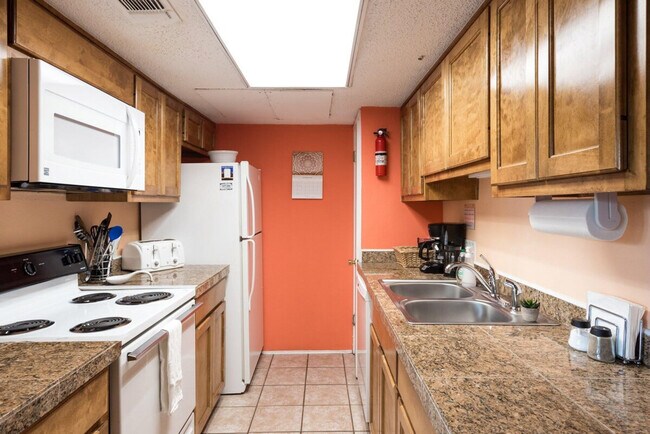 Foto del edificio - 1206 Hollow Creek Dr