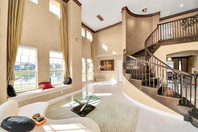 Foto del edificio - 5410 Deerbourne Chase Dr