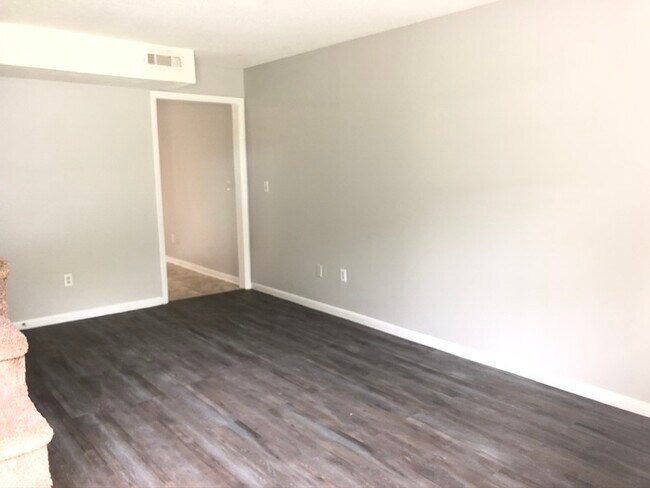 Foto del edificio - 4340 Ringgold Rd