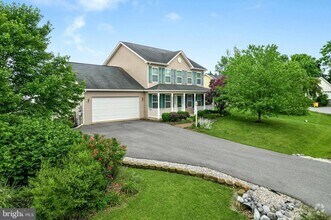 Building Photo - 11 Cobra Ct