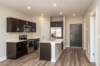 1BR, 1BA - Lied - 29South