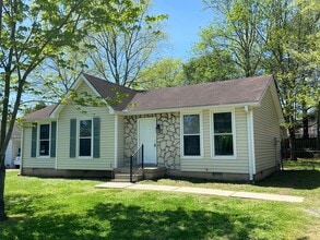 Building Photo - 203 Luckett Pl