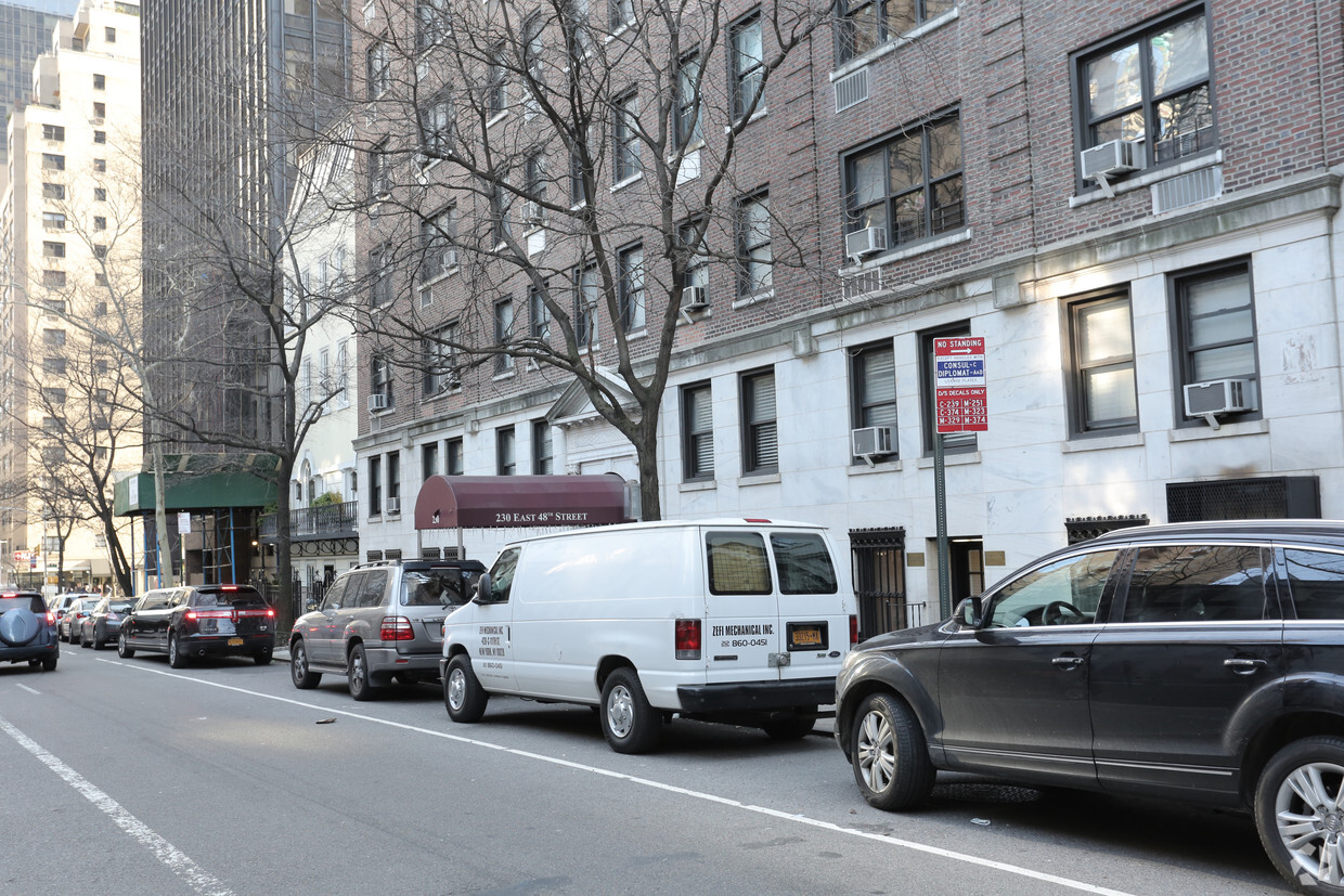 Building Photo - 230 East 48th Street