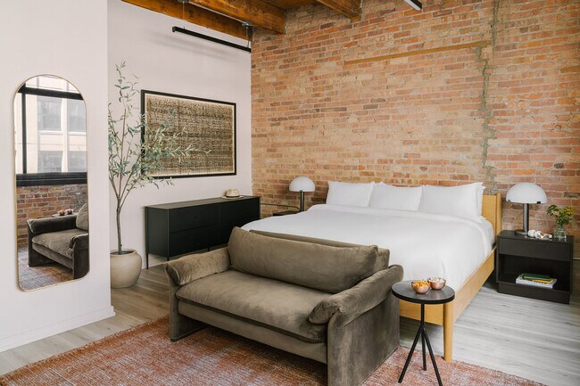 Foto del edificio - 555 W Jackson Blvd