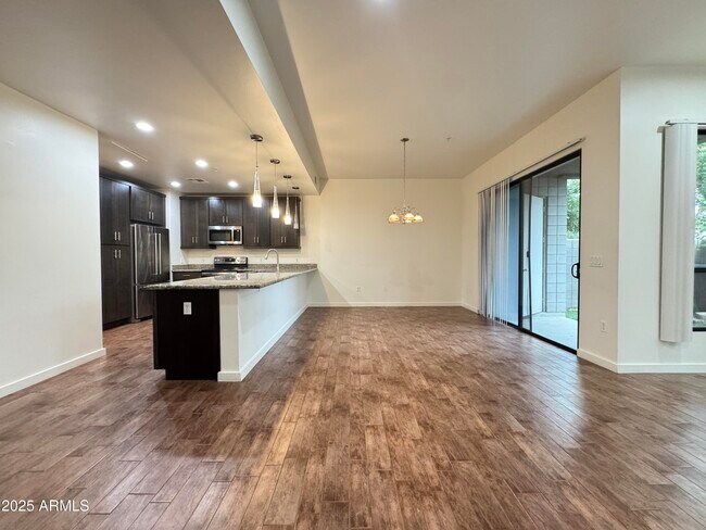Foto del edificio - 4230 N 21st St
