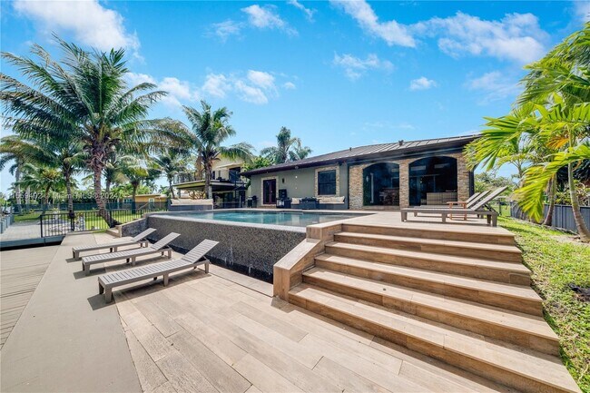 Foto del edificio - 4401 SW 35th Ave