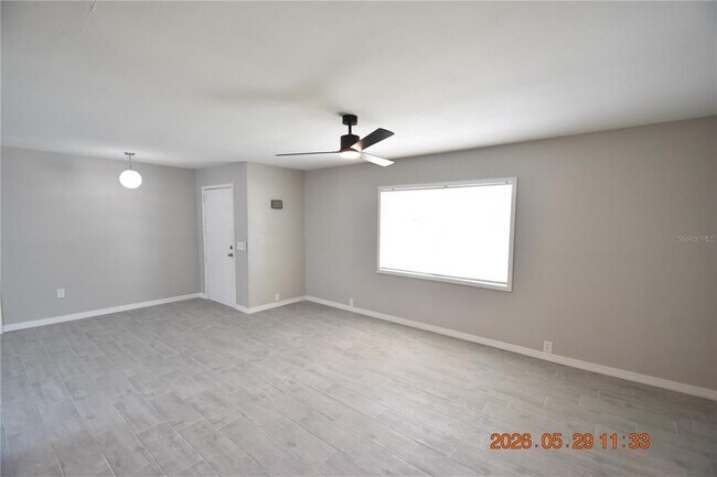 Building Photo - 4060 N Little Hawk Point
