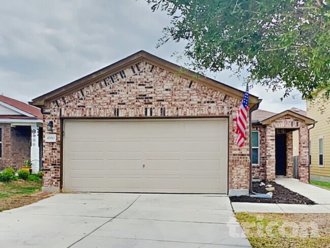 Foto del edificio - 4330 Safe Hbr