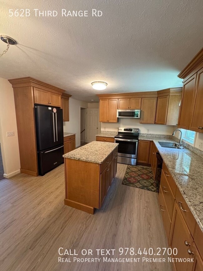Building Photo - 562B Third Range Rd-