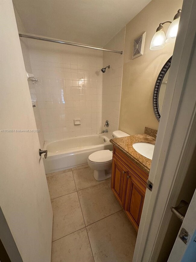 Building Photo - 12142 Saint Andrews Pl