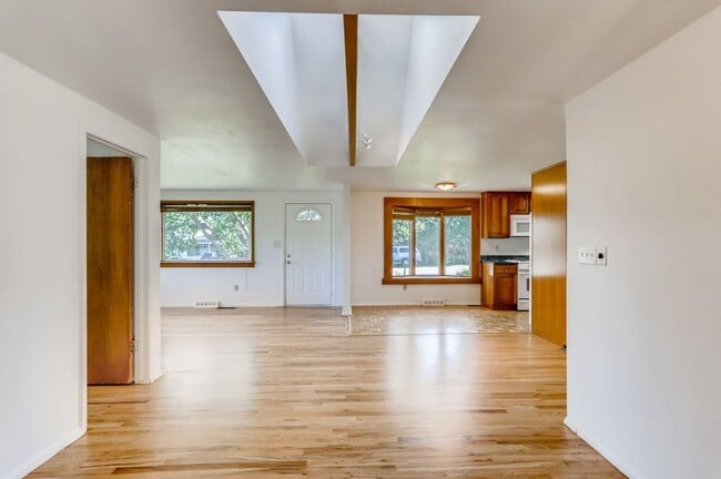 Foto del edificio - Boulder Ranch with Large Yard - Available ...