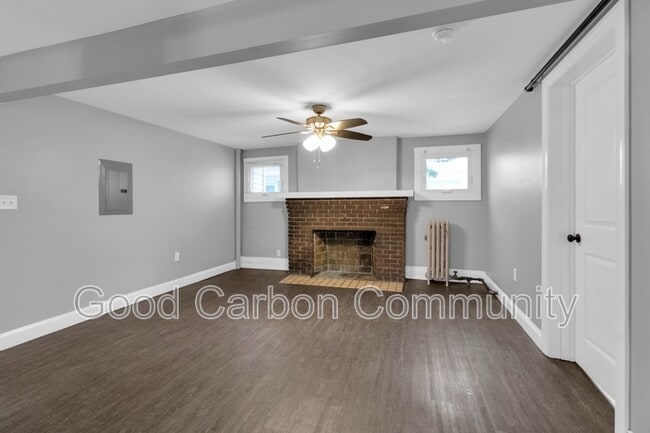 Building Photo - 618 Elmwood Ave