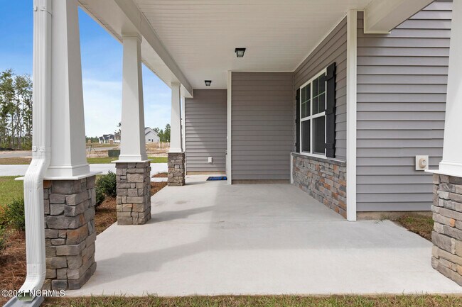 Building Photo - 334 Habersham Ave