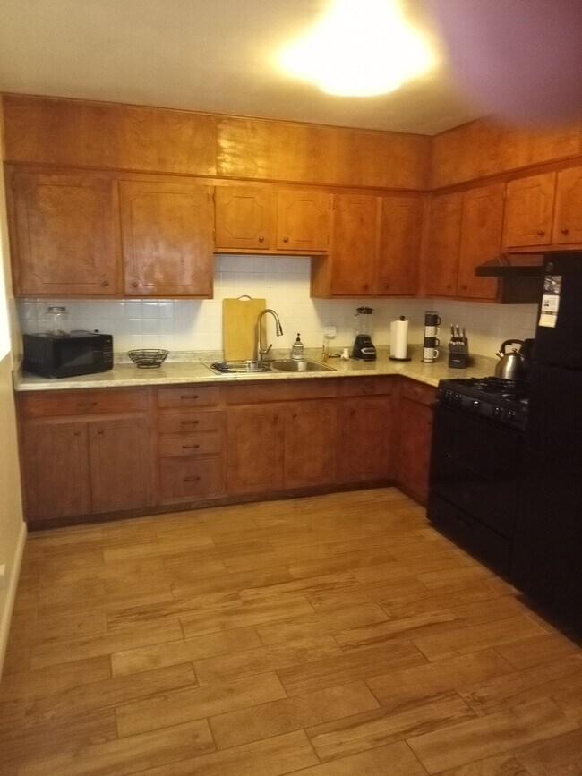 Foto del edificio - 511 Pueblo St