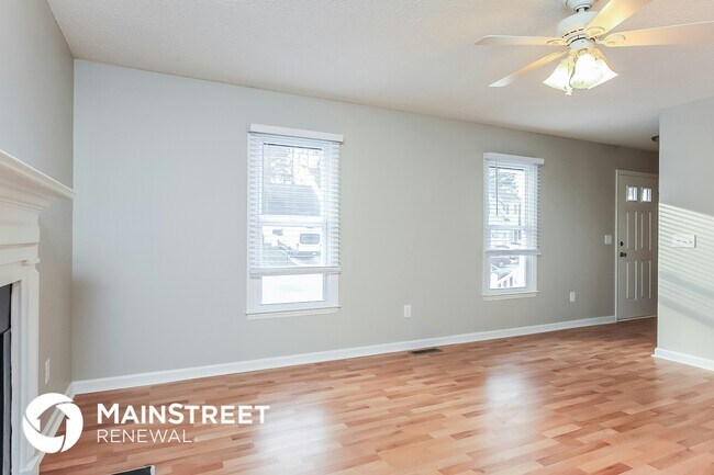 Foto del edificio - 828 Penncross Dr