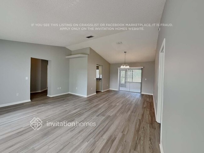 Building Photo - 5517 Highlands Vue Ln