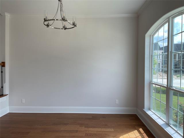 Foto del edificio - 3213 Renoir Ln