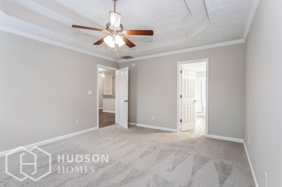 Foto del edificio - SELF TOUR NOW! - 100 Berkshire Keep, Covin...