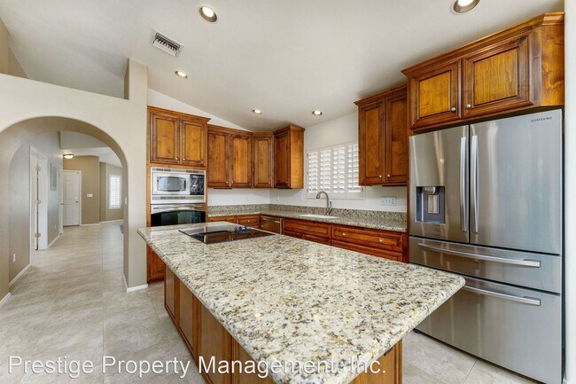 Building Photo - 3 br, 2 bath House - 9567 E Blue Ridge Mou...