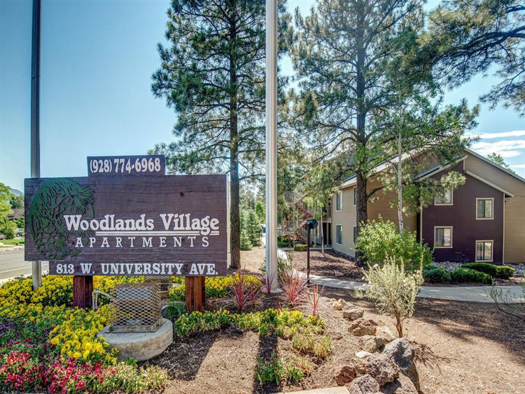 Foto principal - Woodlands Village Apartments