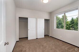 Bedroom - The Lux