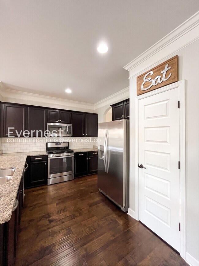 Foto del edificio - 1828 Wild Oaks Ct