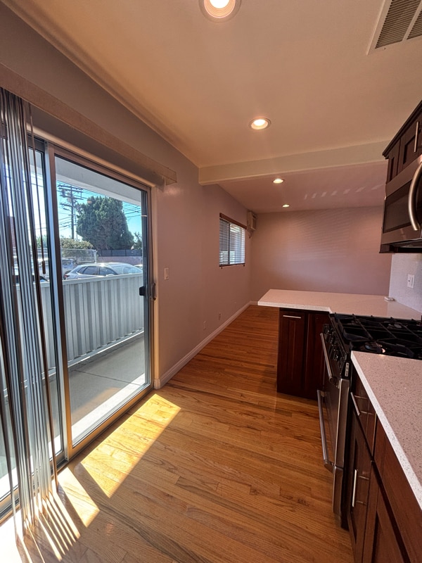 Foto del edificio - 5567 Inglewood Blvd