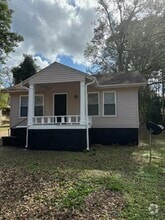 111 Woodlawn Ave