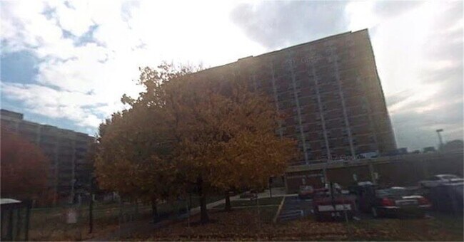 Building Photo - 130 Dr Martin Luther King Blvd