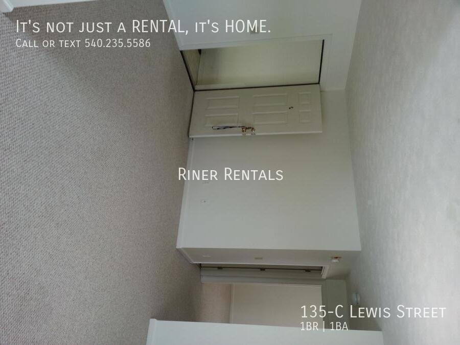 Building Photo - 135-C Lewis Street-