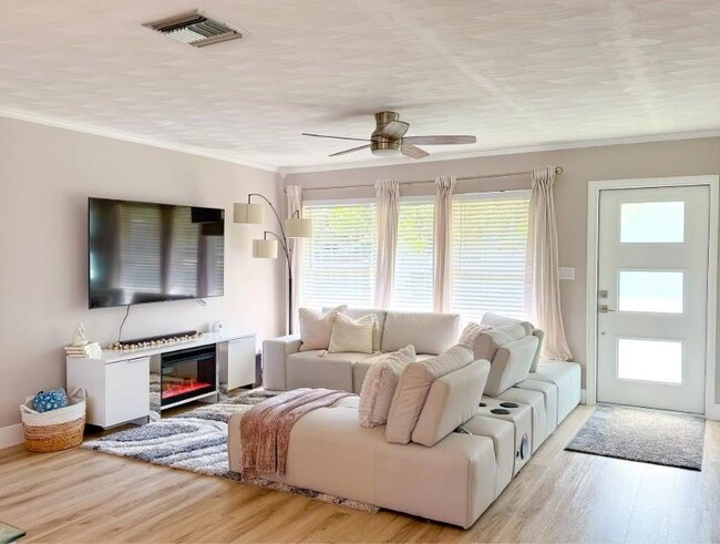 Photo - 3300 N 67th Ave House