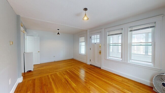 Foto del edificio - 52 Linwood St