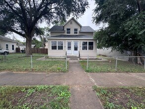 Building Photo - 116-118 S Rustin St