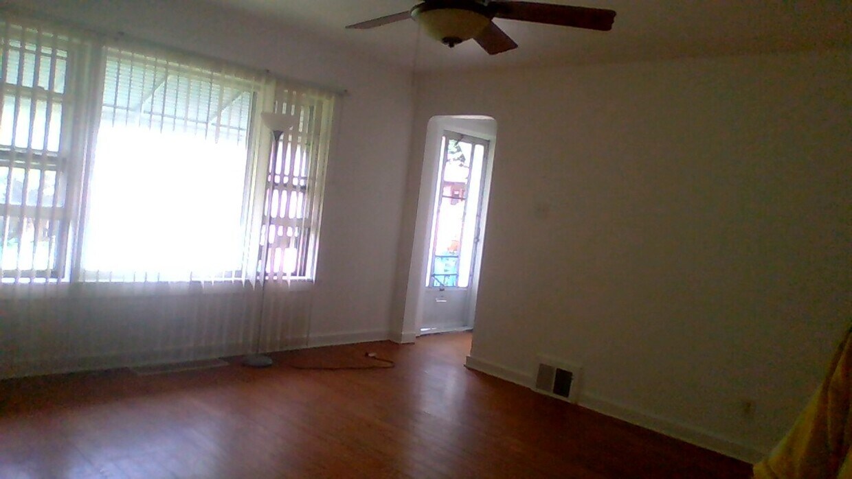 Living room - 942 Troost Ave