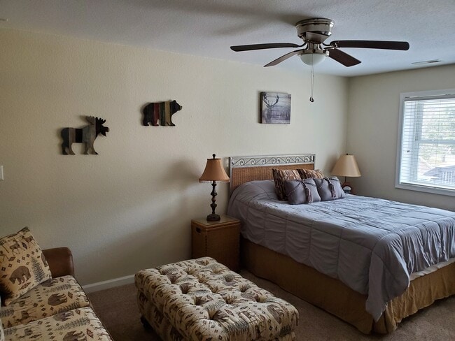 Photo - 7 Higel Ln House