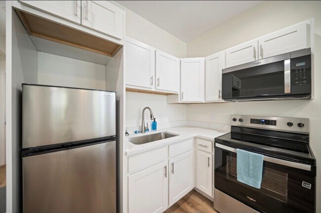 Foto del edificio - 5069 Peachtree Ave