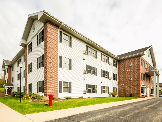 Lado del edificio - Mcfarland Williamstown Bay (55+)