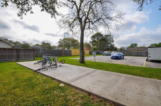 Foto del edificio - 1518 East Ave