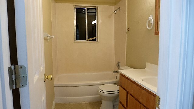 Foto del edificio - 2500 SW 8th Ave