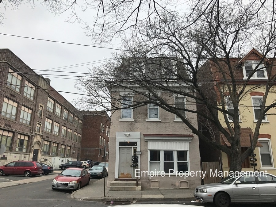 123 N 2nd St Unit 3, Allentown, PA 18101 Apartment for Rent in