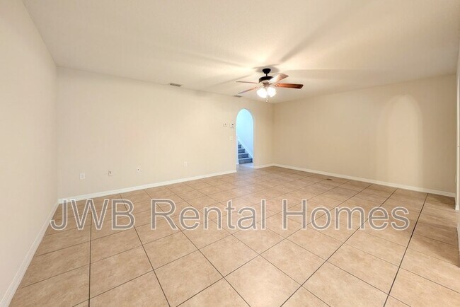 Foto del edificio - 8255 Halls Hammock Ct