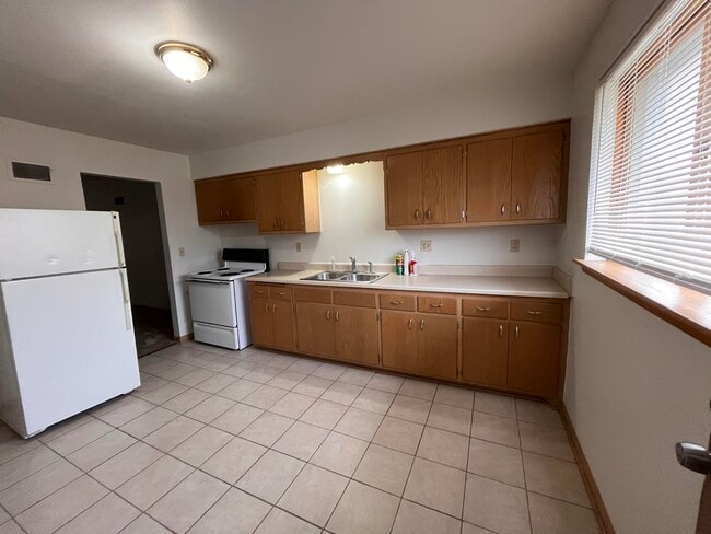 Foto del edificio - 3465 S 83rd St