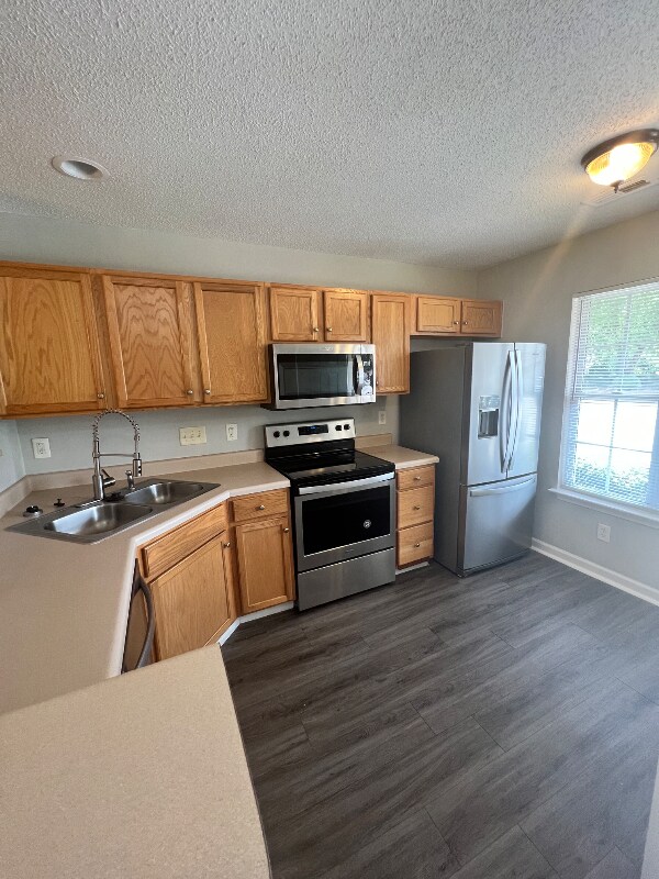 Building Photo - 293 Malamute Ln