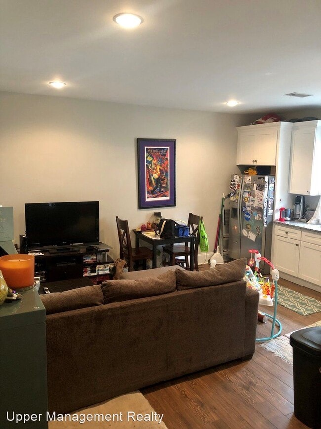 Building Photo - 2 br, 2 bath House - 2544 Gladiolus St