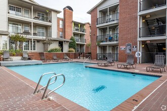 Interior Photo - Lincoln Park Apartments