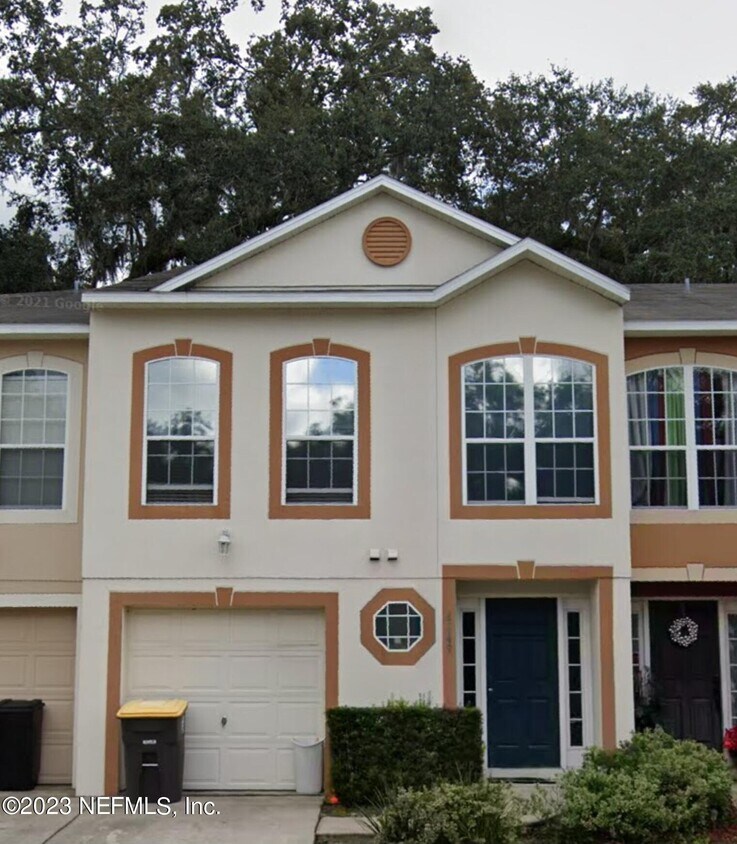 Foto principal - 8249 Halls Hammock Ct