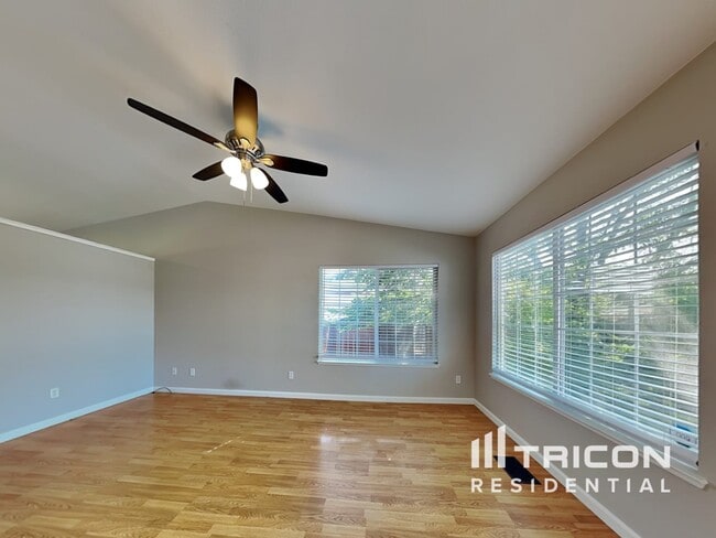 Foto del edificio - 5907 Poinsettia Ct