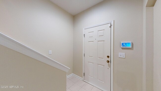 Building Photo - 13339 Solar Dr