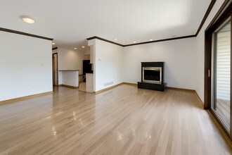 Building Photo - 532 Gia Cir